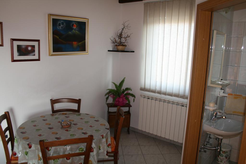 Apartment Pokrajac Rovinjsko Selo Habitación foto